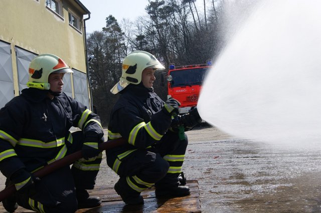 flashover-kontejner-hamry-u-prostejova 04